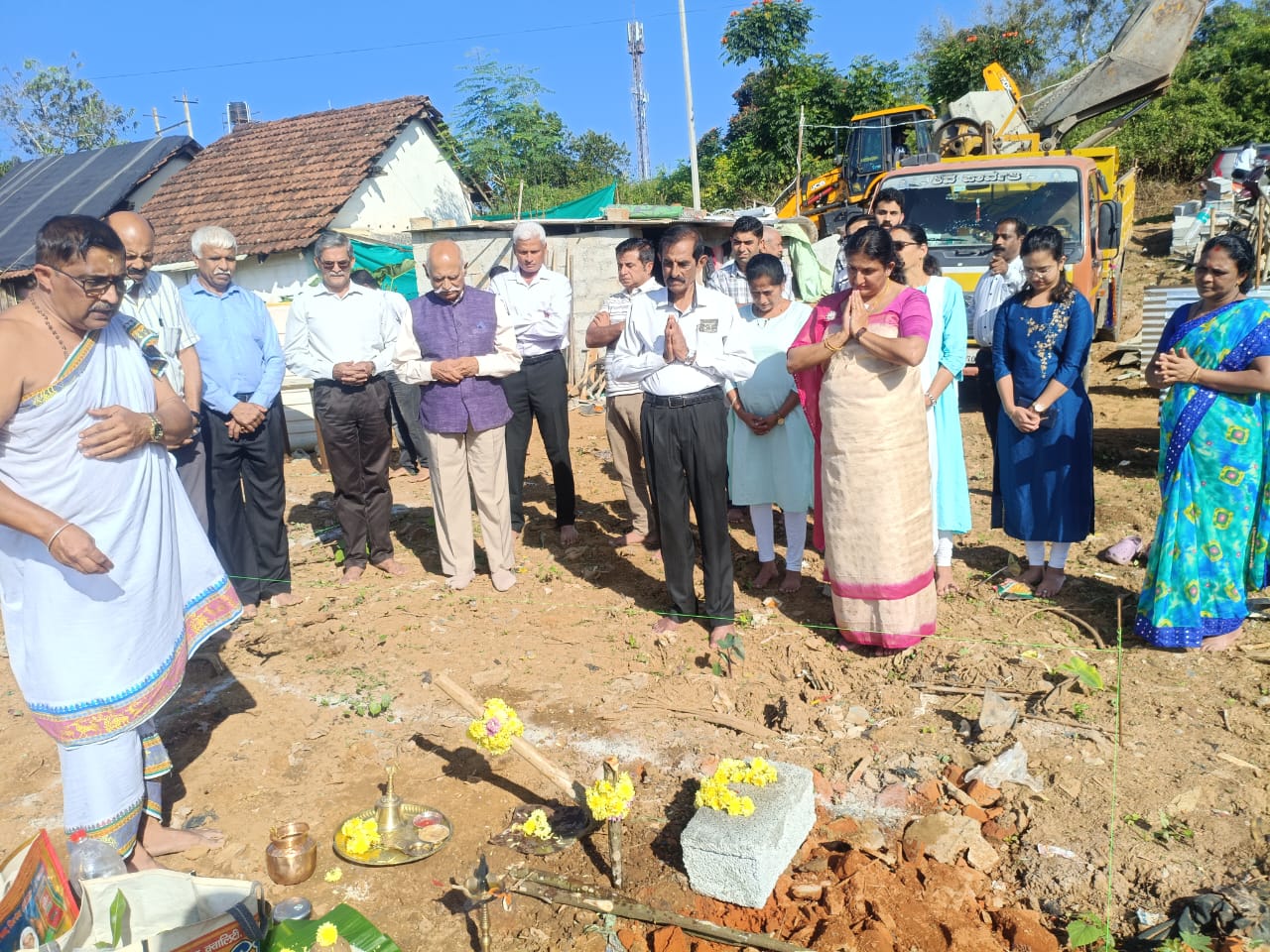 ECHS ಪಾಲಿ ಕ್ಲಿನಿಕ್ ಆಸ್ಪತ್ರೆ ಗೆ ಗುದ್ದಲಿ ಪೂಜೆ