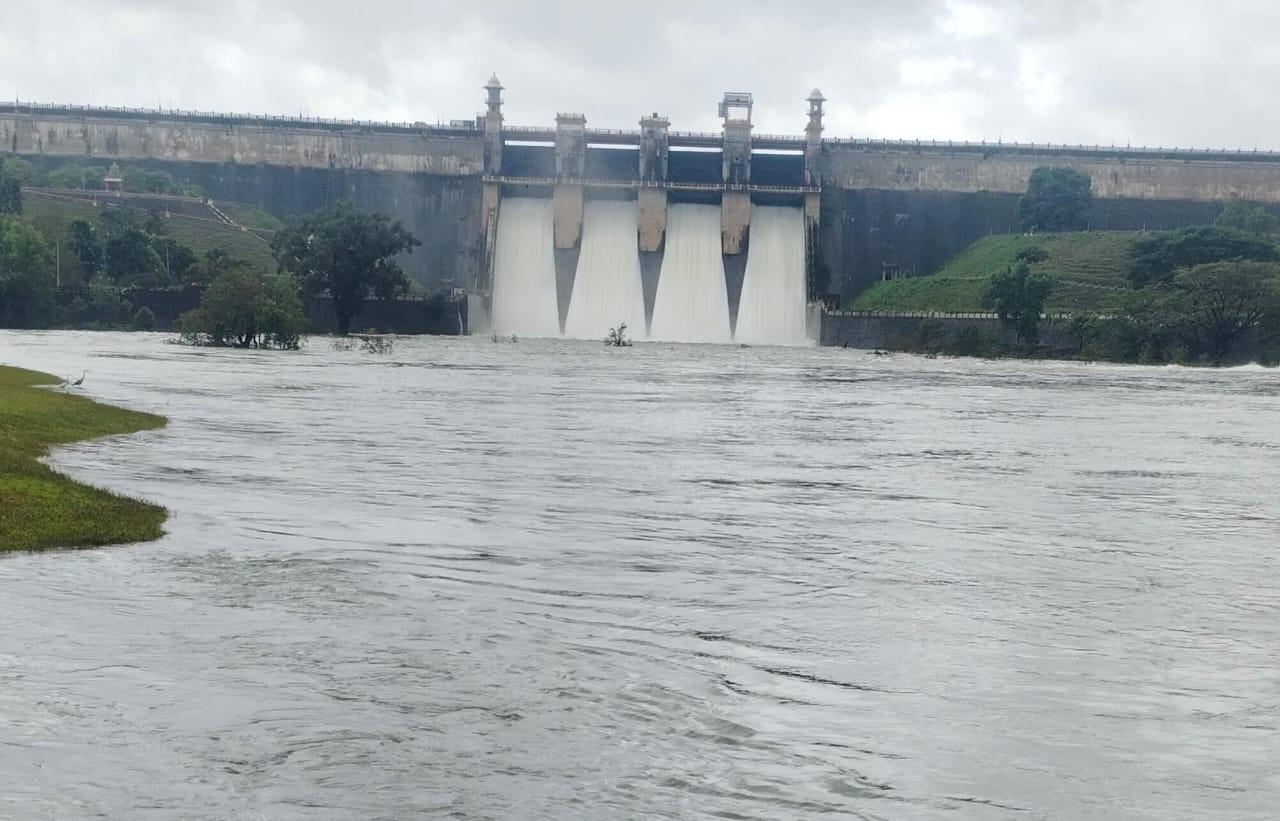 ಭರ್ತಿಯಾದ ಹಾರಂಗಿ ಜಲಾಶಯ 8200 ಒಳ ಹರಿವು  ಹೆಚ್ಚಳ